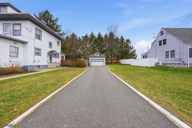 111 Kanouse St, Boonton Town, NJ 07005