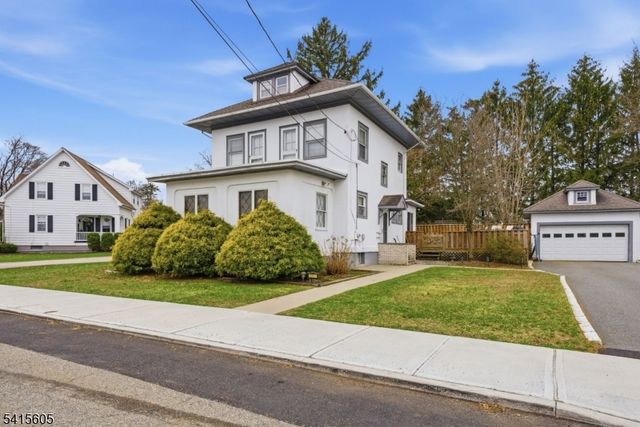 111 Kanouse St, Boonton Town, NJ 07005