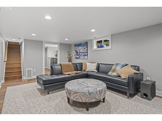 3217 Ne 32ND Ave, Portland, OR 97212