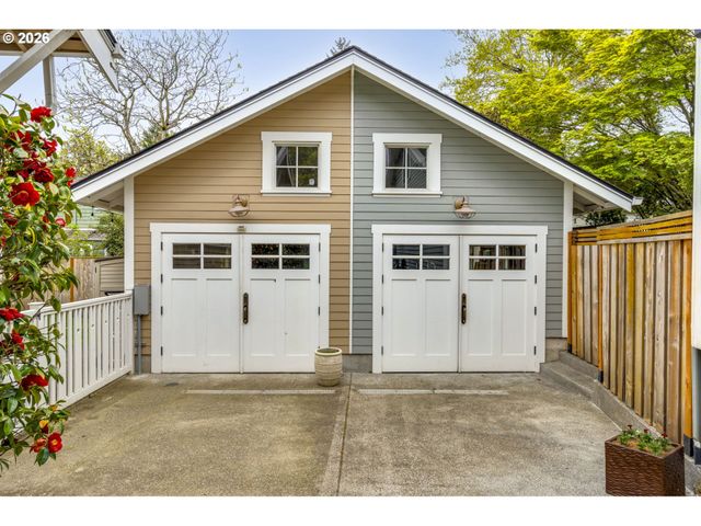 3217 Ne 32ND Ave, Portland, OR 97212