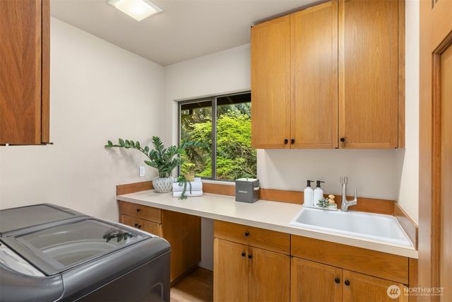 8151 NE Hidden Cove Road, Bainbridge Island, WA 98110