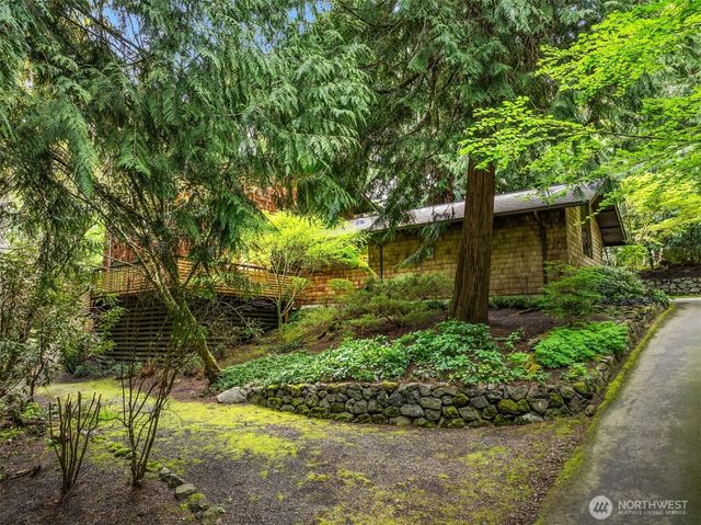 8151 NE Hidden Cove Road, Bainbridge Island, WA 98110