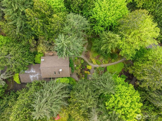 8151 NE Hidden Cove Road, Bainbridge Island, WA 98110