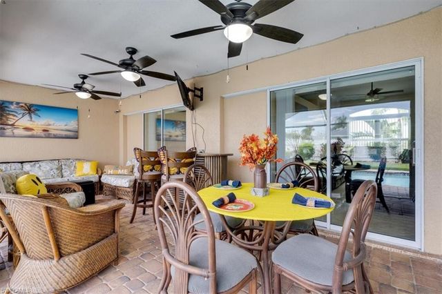 605 SE 22nd ST, Cape Coral, FL 33990