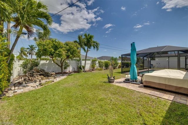 605 SE 22nd ST, Cape Coral, FL 33990