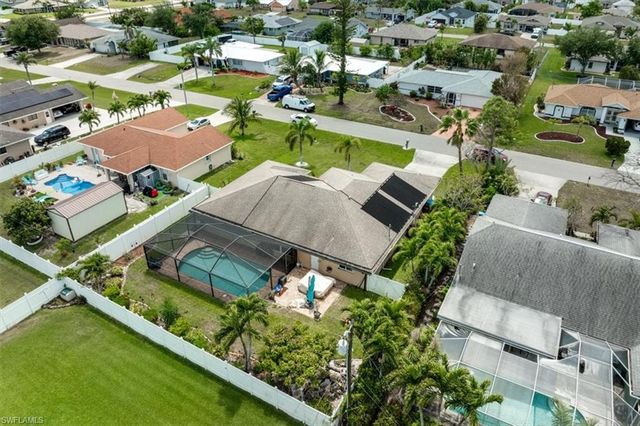 605 SE 22nd ST, Cape Coral, FL 33990
