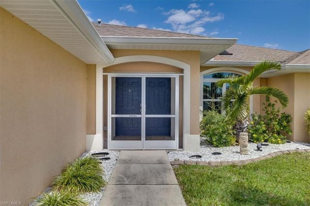 605 SE 22nd ST, Cape Coral, FL 33990