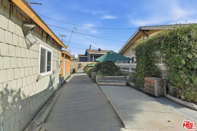 1459 W 47th Street, Los Angeles, CA 90062