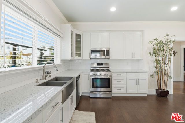 1459 W 47th Street, Los Angeles, CA 90062