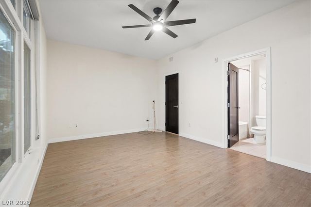 8925 West Flamingo Road 102, Las Vegas, NV 89147