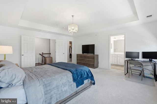 42167 CANARY GRASS SQ, Aldie, VA 20105