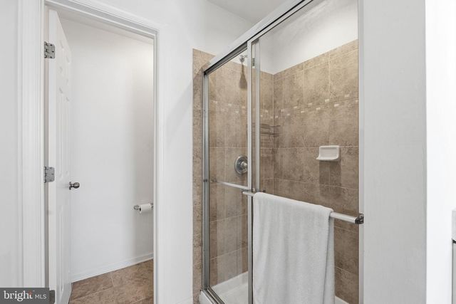 42167 CANARY GRASS SQ, Aldie, VA 20105
