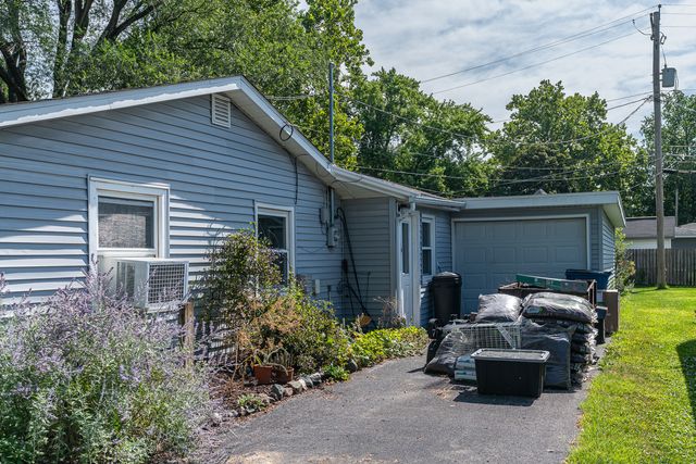 2317 9th Street, Silvis, IL 61282