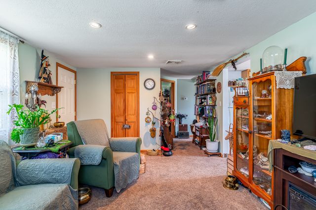 2317 9th Street, Silvis, IL 61282