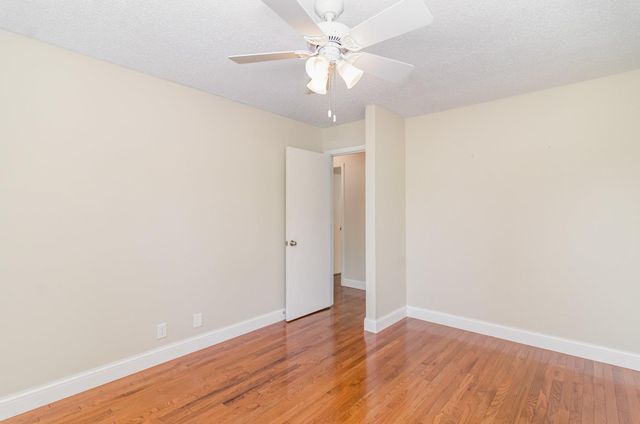 7500 Landau Drive, Bloomington, MN 55438