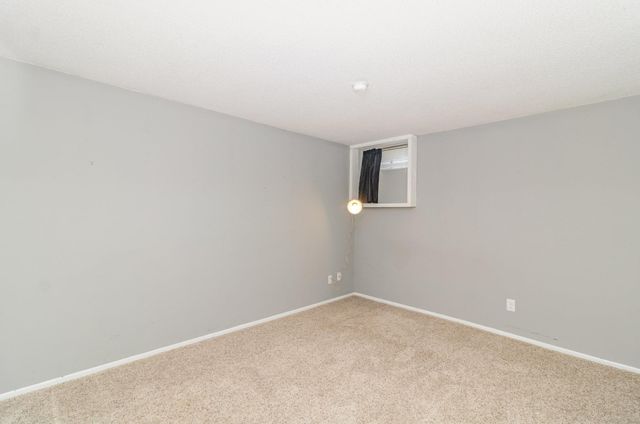 7500 Landau Drive, Bloomington, MN 55438