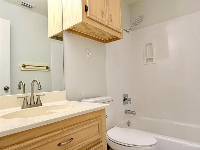 2505 W Sandpiper Avenue, Mcallen, TX 78504