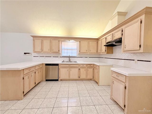 2505 W Sandpiper Avenue, Mcallen, TX 78504