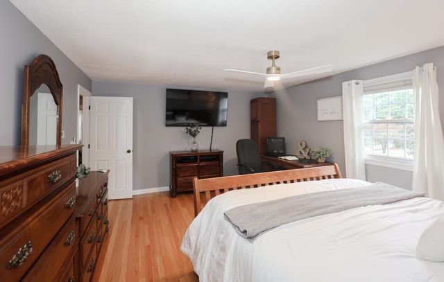 1 Valleyview Drive, Merrimack, NH 03054