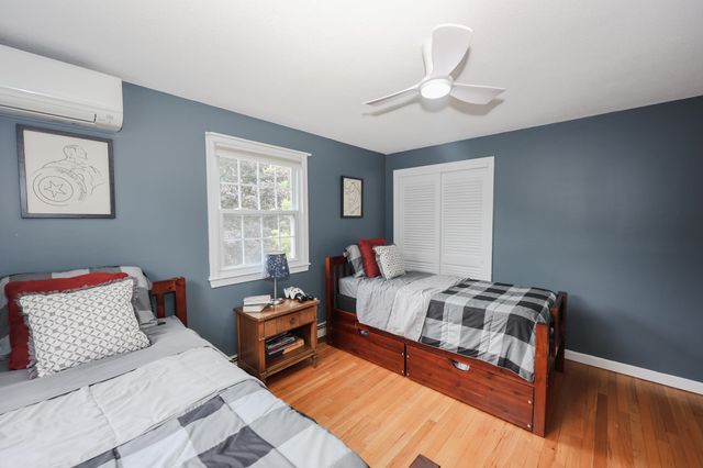 1 Valleyview Drive, Merrimack, NH 03054