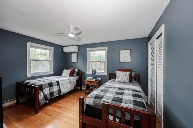 1 Valleyview Drive, Merrimack, NH 03054