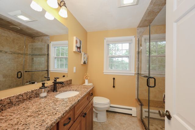1 Valleyview Drive, Merrimack, NH 03054