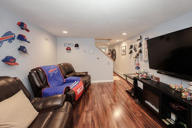 1 Valleyview Drive, Merrimack, NH 03054