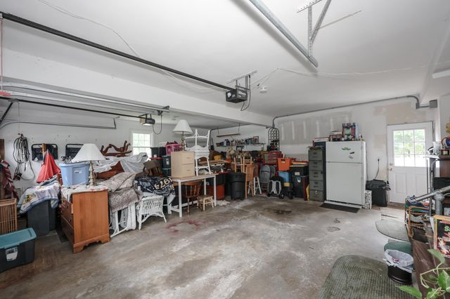 1 Valleyview Drive, Merrimack, NH 03054