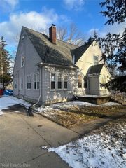 21130 Seminole Street, Southfield, MI 48033
