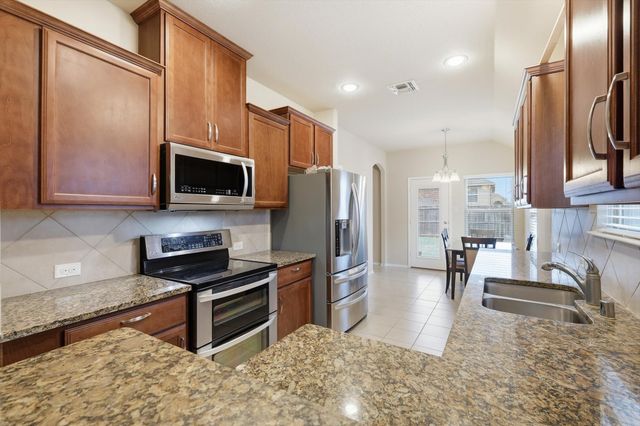 9904 Fox Squirrel Trail, Mckinney, TX 75071