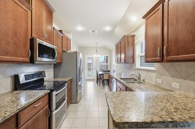 9904 Fox Squirrel Trail, Mckinney, TX 75071