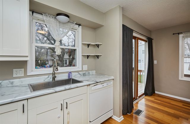 823 NW Greenwood Street 36, Ankeny, IA 50023