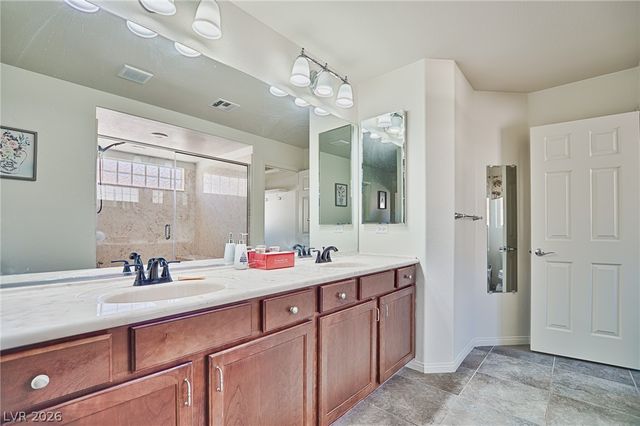 6430 West Camero Avenue, Las Vegas, NV 89139