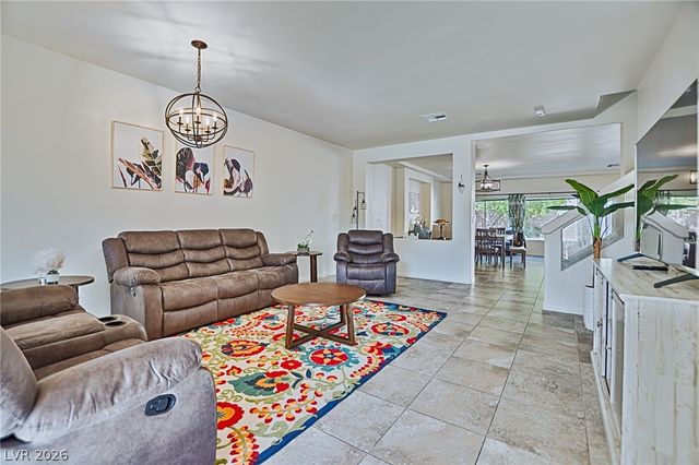 6430 West Camero Avenue, Las Vegas, NV 89139