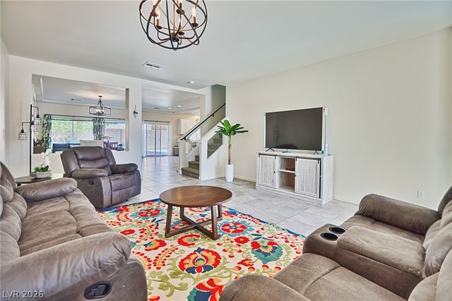 6430 West Camero Avenue, Las Vegas, NV 89139