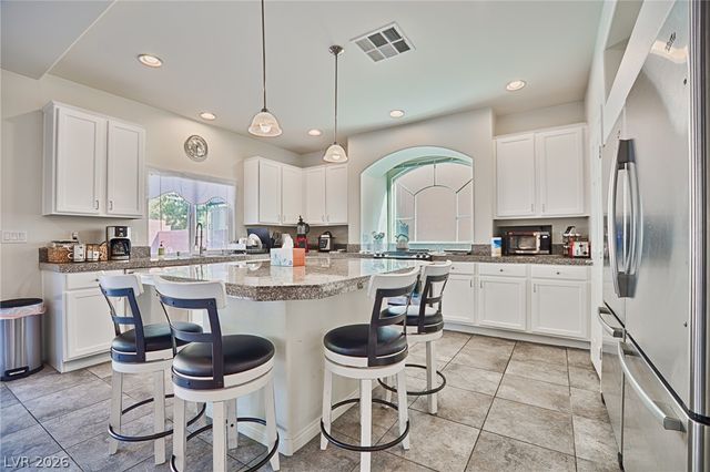 6430 West Camero Avenue, Las Vegas, NV 89139