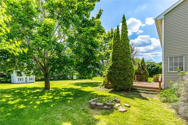 531 Brixton Trail, Webster, NY 14580