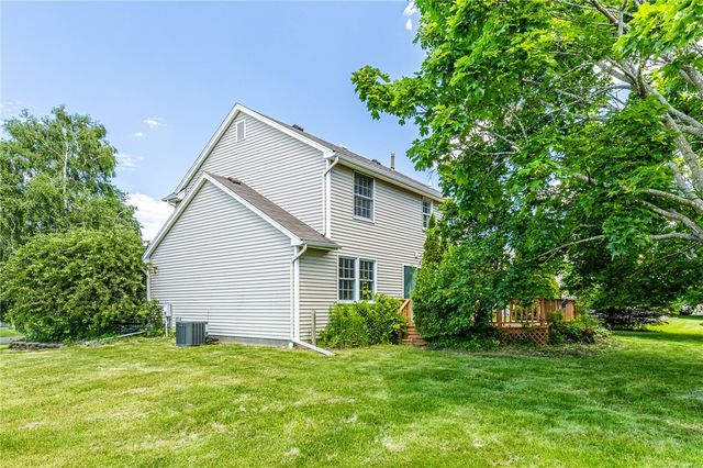 531 Brixton Trail, Webster, NY 14580
