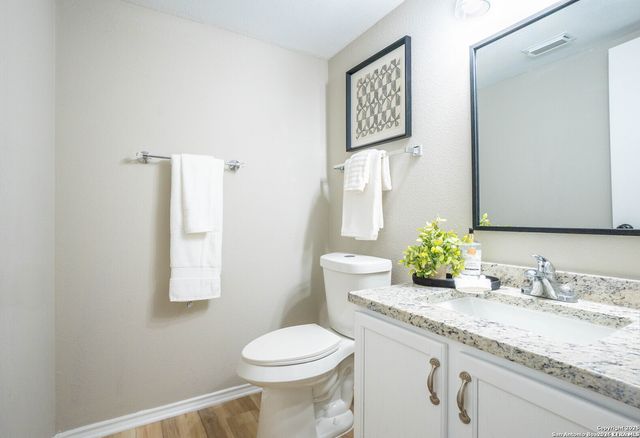 10112 Sunset, San Antonio, TX 78245