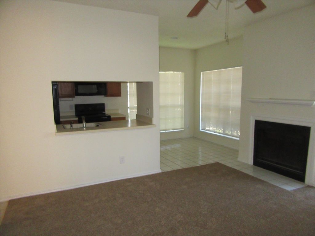 9737 WHITEHURST 39, Dallas, TX 75243