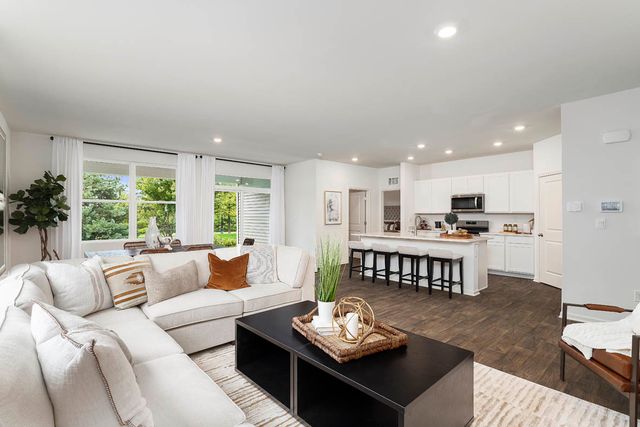 2279 Redwood Trail, Wonder Lake, IL 60097