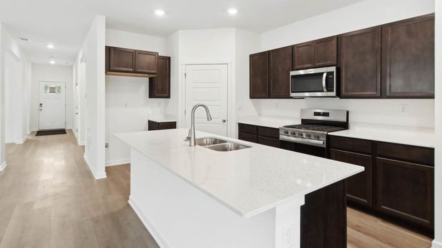 2279 Redwood Trail, Wonder Lake, IL 60097