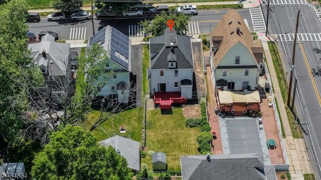 61 W Clay Ave, Roselle Park Boro, NJ 07204