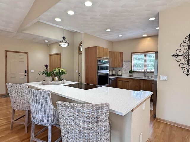 2426 N Sumac Drive, Janesville, WI 53545