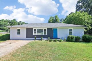 914 Clay SW Road, Mableton, GA 30126
