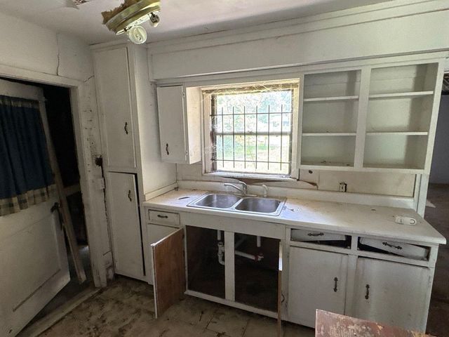 3121 Nita Street, Houston, TX 77051