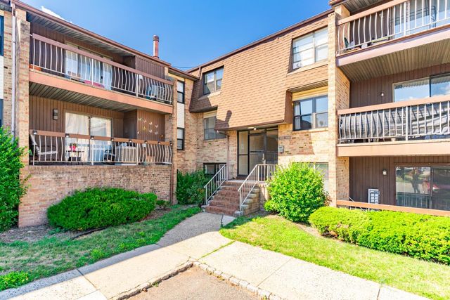 1719 Raspberry Court, Edison, NJ 08817