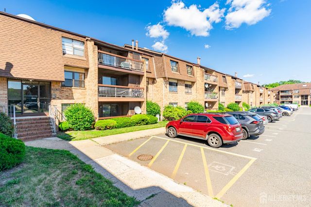 1719 Raspberry Court, Edison, NJ 08817