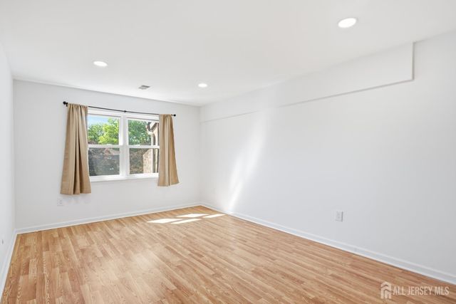 1719 Raspberry Court, Edison, NJ 08817