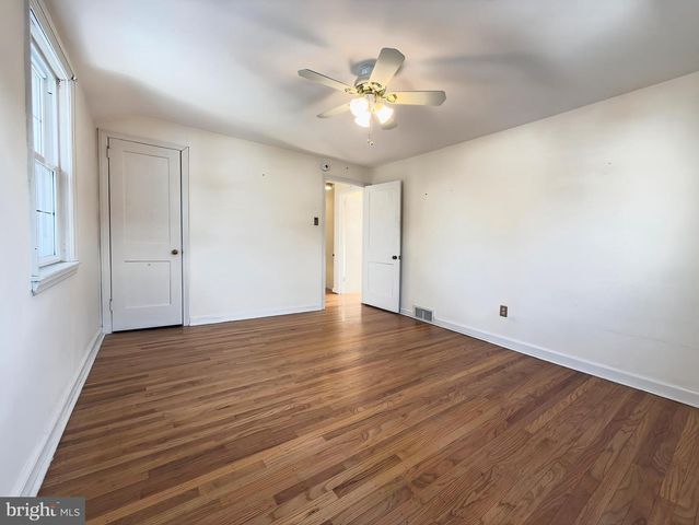 425 HARRINGTON RD, Havertown, PA 19083